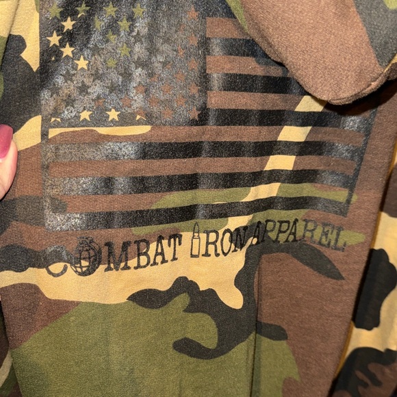 ROTHCO - Camo Thermal Lined Hoodie with Flag Design Size Medium - Picture 14 of 17